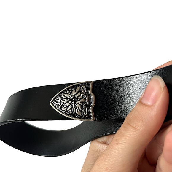 100% Real Leather Country Silver and Black Belt - Picture 4 of 6